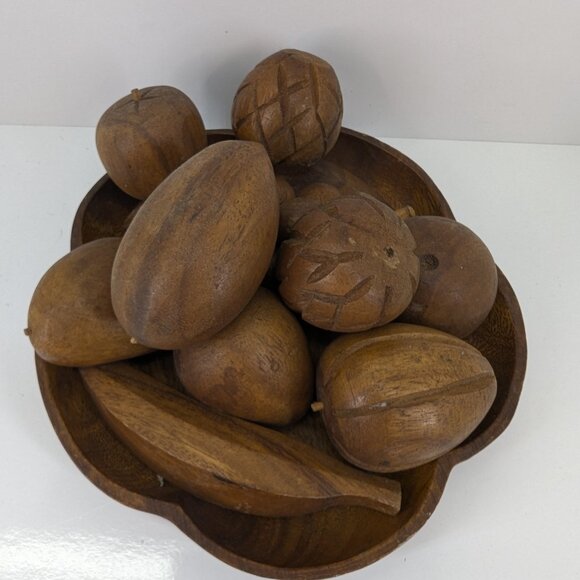 Vintage 1970's Monkey Pod Hand-carved Wood Fruit and Vegetable Bowl 12 Pieces - Picture 1 of 8